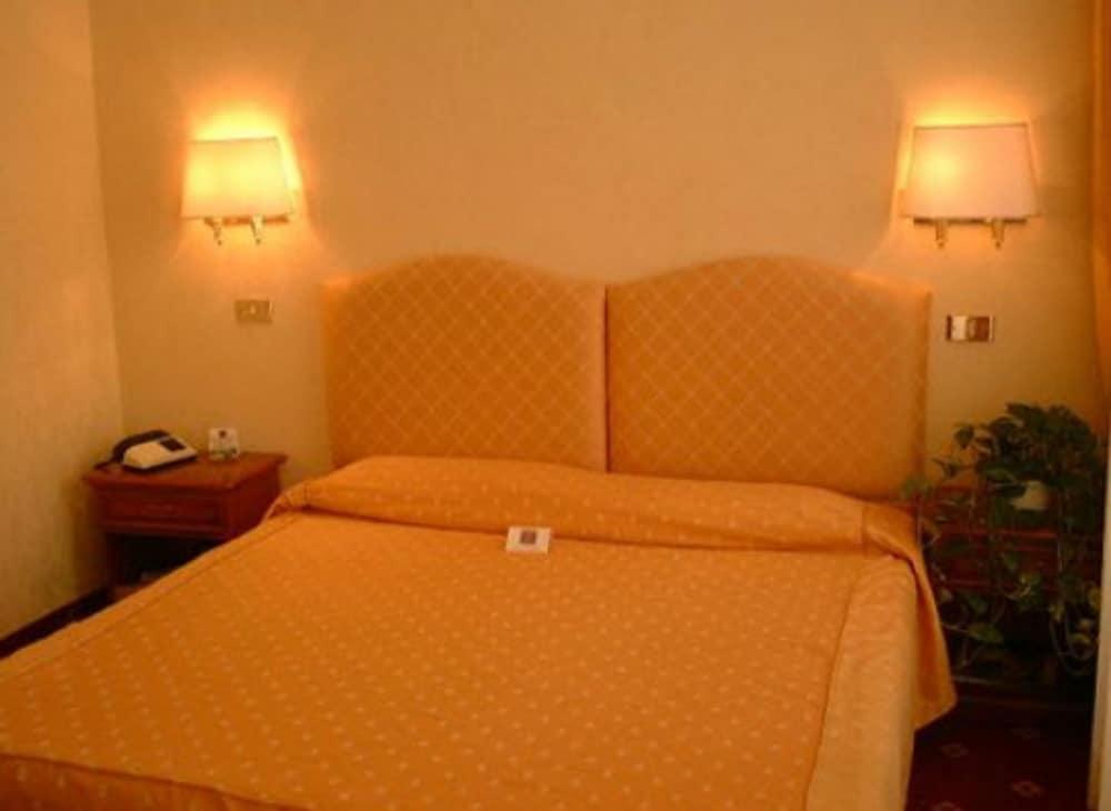 Gh Hotel San Giusto Róma Szoba fotó